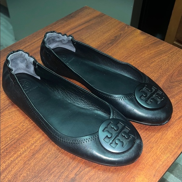 Tory Burch Black Leather Claire Ballet Flats - Picture 1 of 10